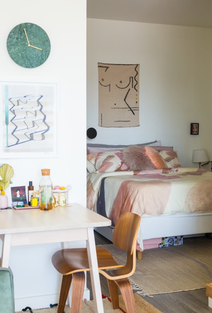 Space Maximizing Tips in an LA Rental Loft Apartment Therapy